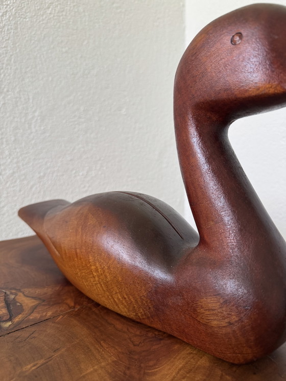 Image 1 of Vintage decoratieve houten eend