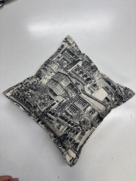 Set mit 2 handgefertigten Kissen – Güell Lamadrid Cetara Baumwolle & Leinen – 50 × 50 cm – Cotton (photo 3 of 9)