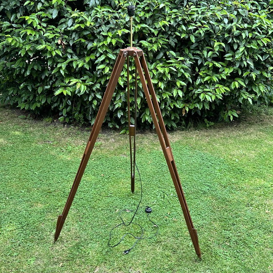 Image 1 of Flamant tripod floor lamp - warm elegance in wood and copper