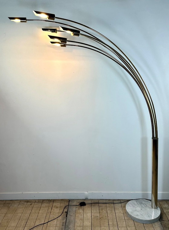 Image 1 of Lampadaire Arc italien 6 lumières en laiton doré 1970'S