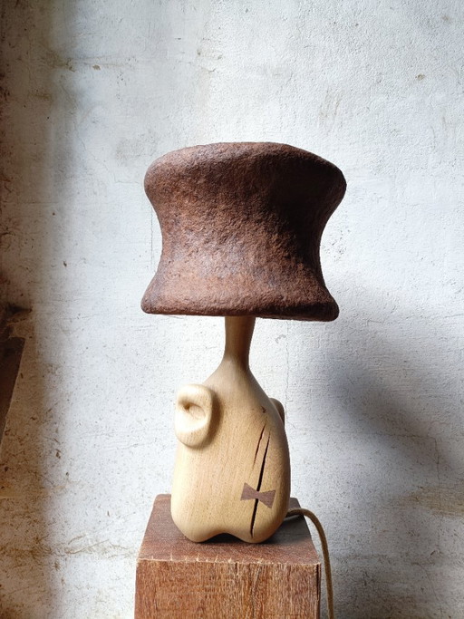 Designerlampe aus massiver Eiche und Pappmaché – tafellampen, Wood (photo 2 of 11)