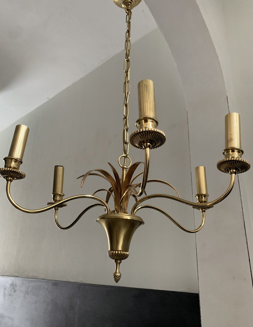 Lámpara de araña estilo Hollywood Regency de latón con forma de palmera, de SA Boulanger, Bélgica, década de 1970.