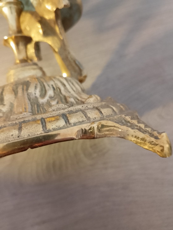 Image 1 of Een paar massief bronzen kandelaars met nimfenmotief, Franse kunst, 19e eeuw, periode Napoleon III.