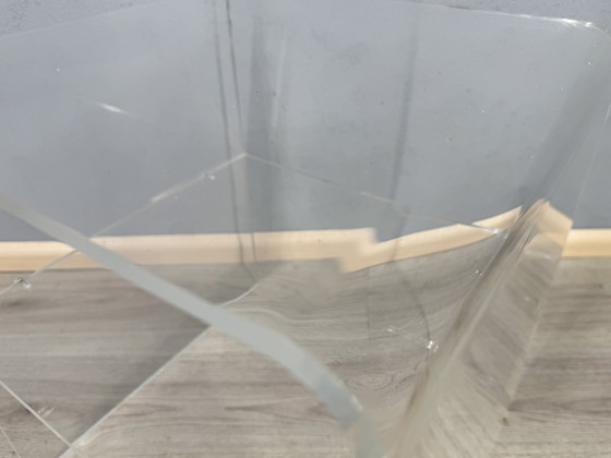 Image 1 of Tavolino laterale in plexiglass trasparente