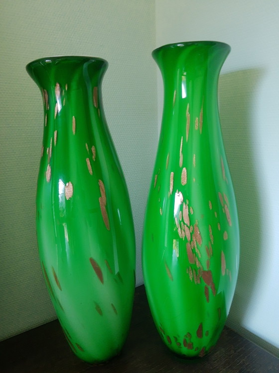 Image 1 of Set hoge Murano handgeblazen glazen vazen siervazen decoratieve vazen sierobjecten in groen met goud, vintage 