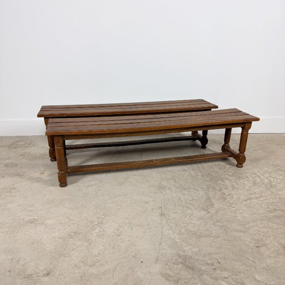 Dos bancos de madera, marrones, Marrón, Vintage (foto 2 de 14)