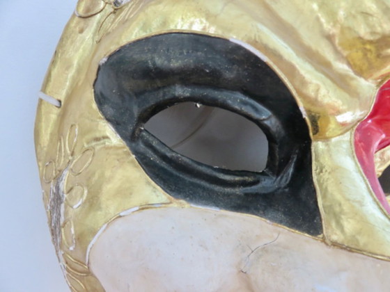Image 1 of Masque Venitien XXL en papier maché, 1970