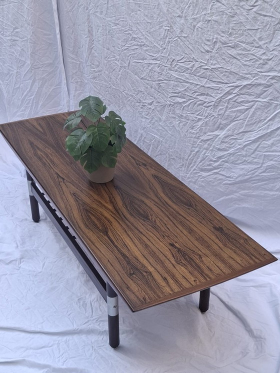 Image 1 of Hermosa mesa de centro de diseño danés de los años 60