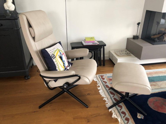 Image 1 of Poltrona relax Stressless Paris Batik 093. Incrociata.