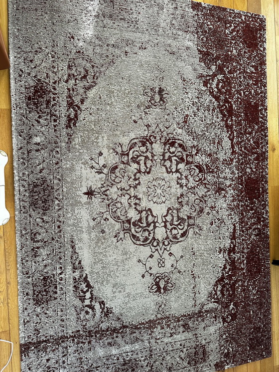 Image 1 of Montel Maris rug - wine red