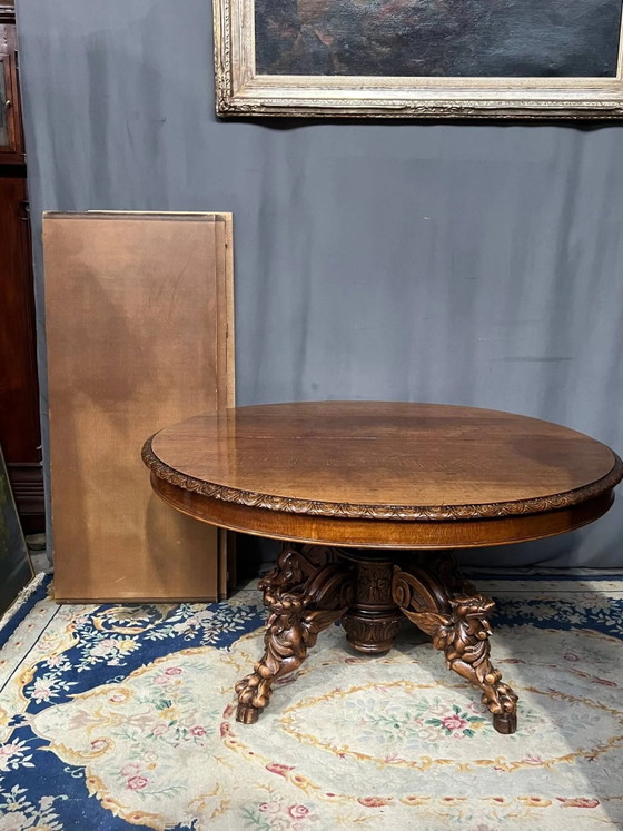 Grande table à manger extensible de style chasse, ornée de quatre figurines de renards sur un pied. (photo 5 of 5)
