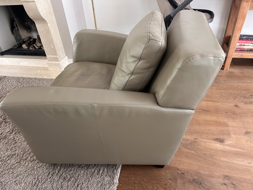 Fauteuil en cuir gris