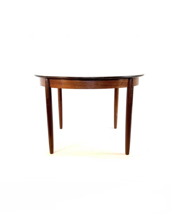Image 1 of Vintage Rosewood extendable dining table '60