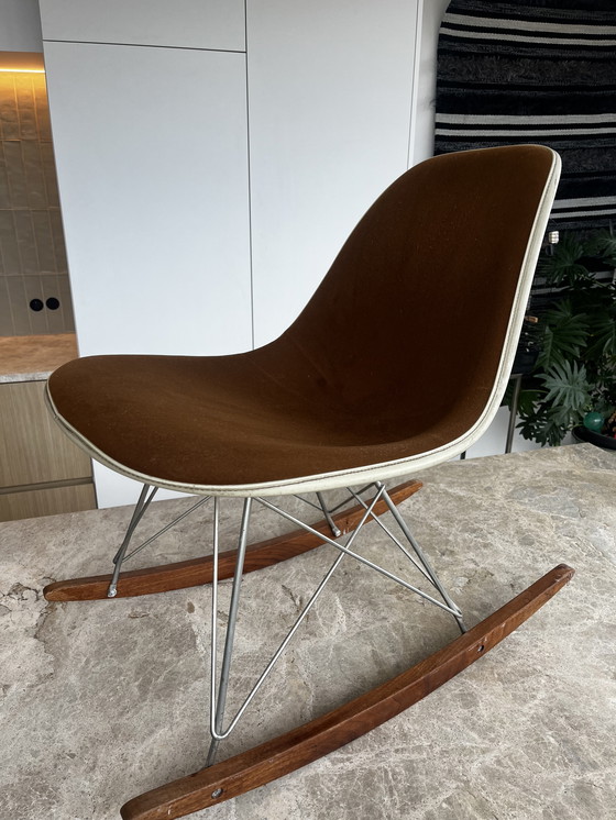 Image 1 of Fauteuil à bascule Eames vintage pour Herman Miller, années 1960