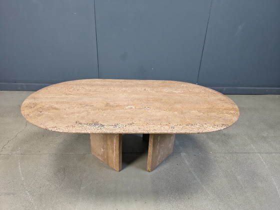 Image 1 of Table basse ovale vintage en travertin, années 1970