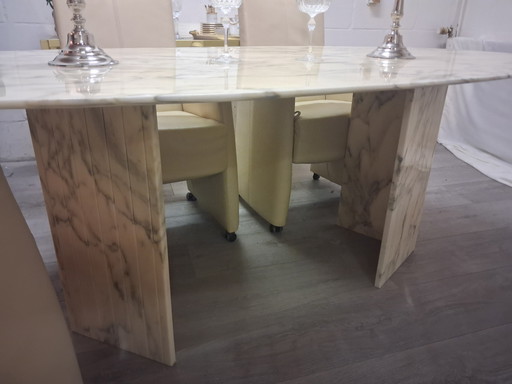 Museumstuk: Originele Mario Bellini "Il Colonnato" Marmeren Tafel XL + 4 Luxe Leren Stoelen (In Concoursstaat!)
