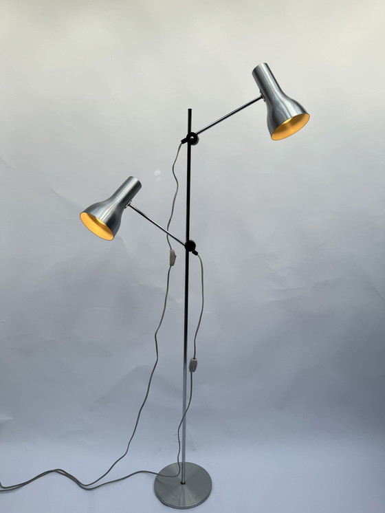 Image 1 of Minimalistische staande lamp uit het midden van de eeuw – verstelbaar ontwerp met dubbele kegel (Hala Zeist / Anvia-stijl)
