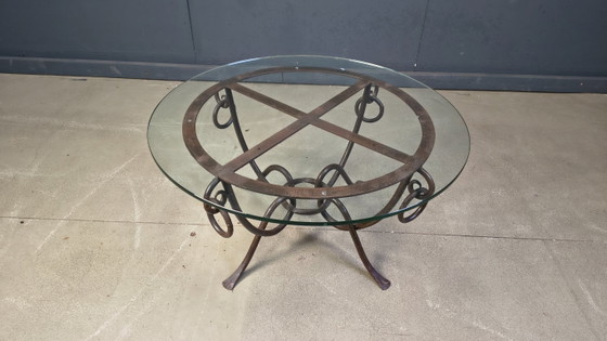 Image 1 of Smeedijzeren salontafel van René Drouet, jaren 1940.