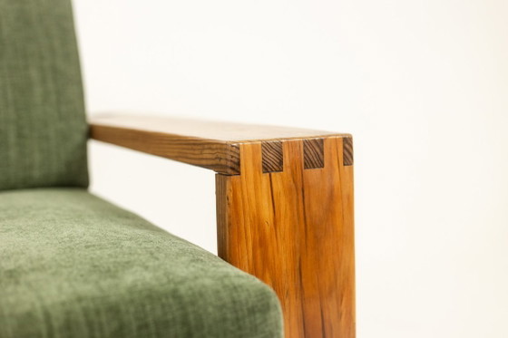 Image 1 of Een paar fauteuils in modernistische stijl, gemaakt van grenenhout. Jaren 60.