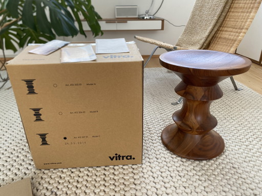 NEW OLD STOCK Stools C VITRA, 2014 Charles & Ray Eames Herman Miller