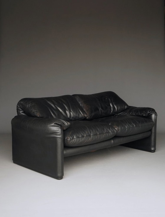 2 Sitzer Maralunga Sofa aus schwarzem Leder für Cassina. 1970er Jahre – 2 Sitzer Sofas, Leather (photo 2 of 20)