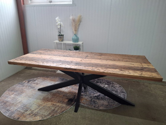 Image 1 of Robusto tavolo da pranzo in legno di fienile, 220x100cm con gambe in metallo