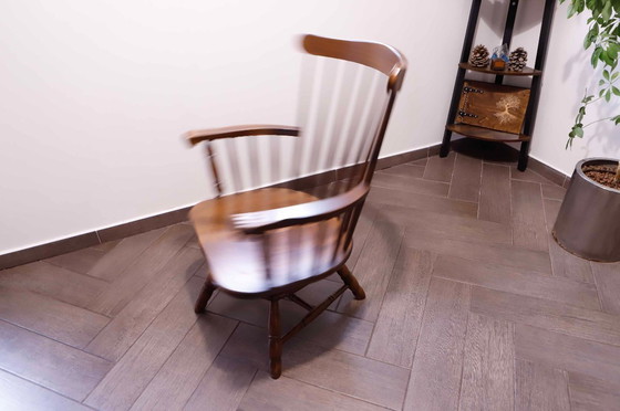 Image 1 of Juego de dos sillones de madera con mecanismo de retorno automático