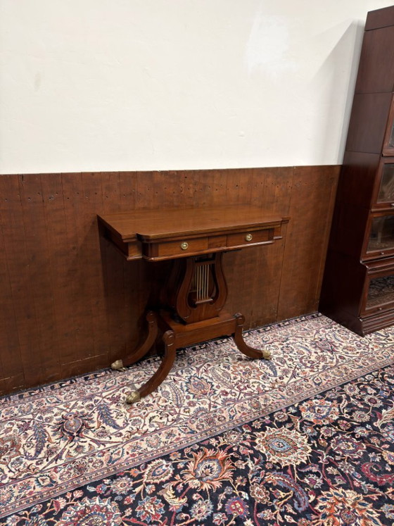 Tavolino inglese classico – Tavolini, Legno, Ottone (photo 2 of 11)