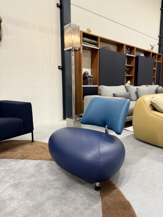 Image 1 of Fauteuil Leolux Pallone en cuir bleu