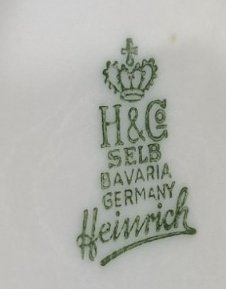 Image 1 of H&C Heinrich Selb Bavaria Biscuit porcelain vase white matt