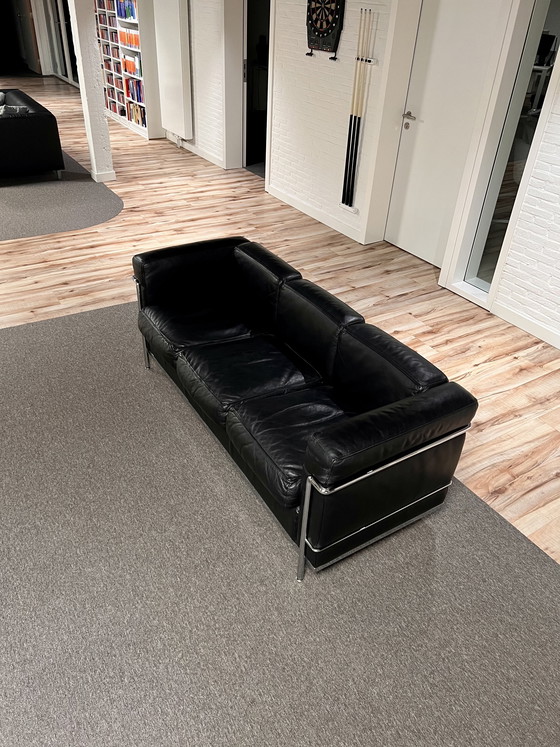 Image 1 of Cassina Corbusier LC2 3 posti