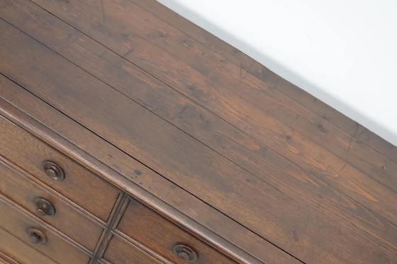 Image 1 of Großer antiker französischer Apotheker-/Museumsschrank aus Eiche, ca. 1900