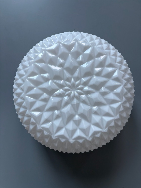 Plafoniera/Applique Vanadin di Inma Bermudez, IKEA, Plafoniere, Vetro, Bianco (foto 3 di 6)