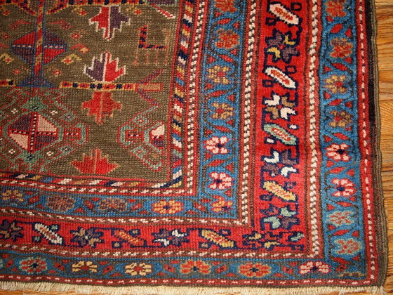 Image 1 of Alfombra persa kurda antigua hecha a mano, 122 cm x 231 cm (4' x 7,6'), década de 1880 - 1B415