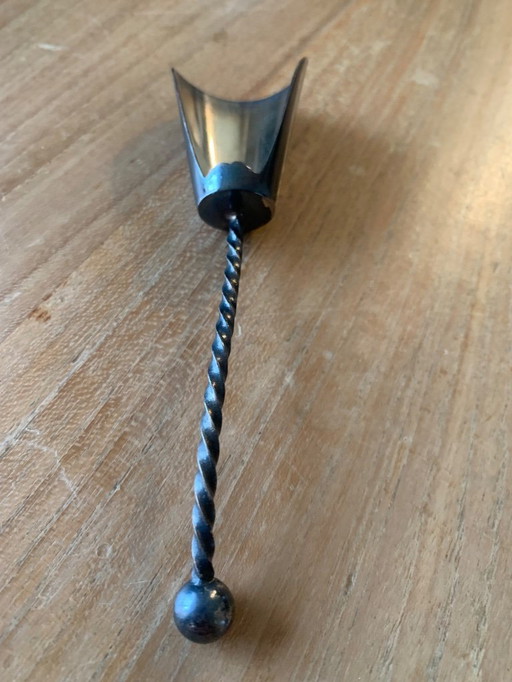 Cuchara para azúcar plateada