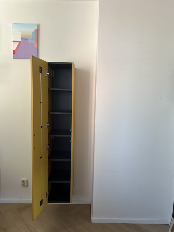 Image 1 of Design kast mosterdgele kleur
