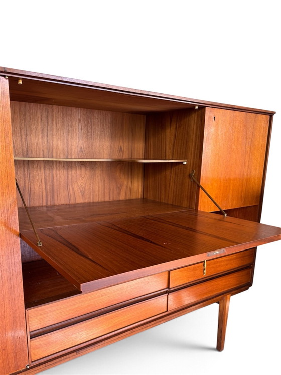 ⁠Deens Vintage Mid-Century Teak Highboard / Wandmeubel, High boards, Hout, Bruin (foto 7 van 11)