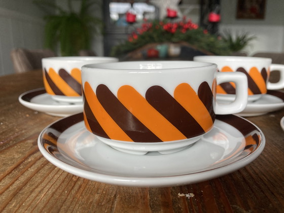 Image 1 of Set vintage di 4 tazze e piattini Valkyrie