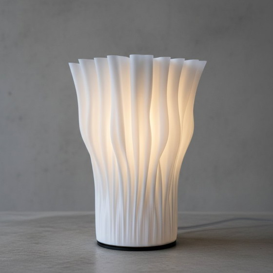 Image 1 of Sculptural table lamp – warm ambient light