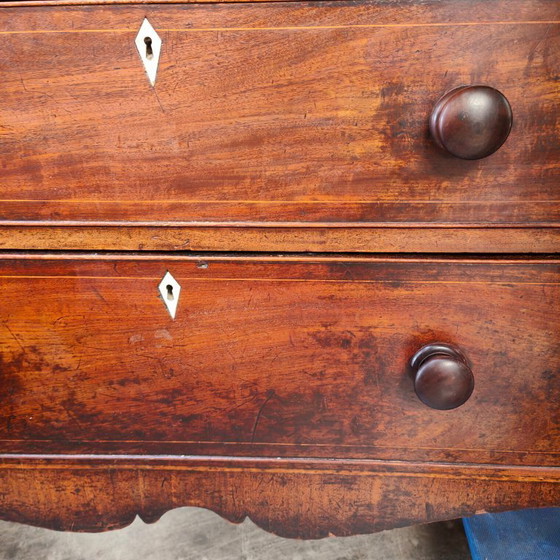 Image 1 of commode ancienne de style géorgien