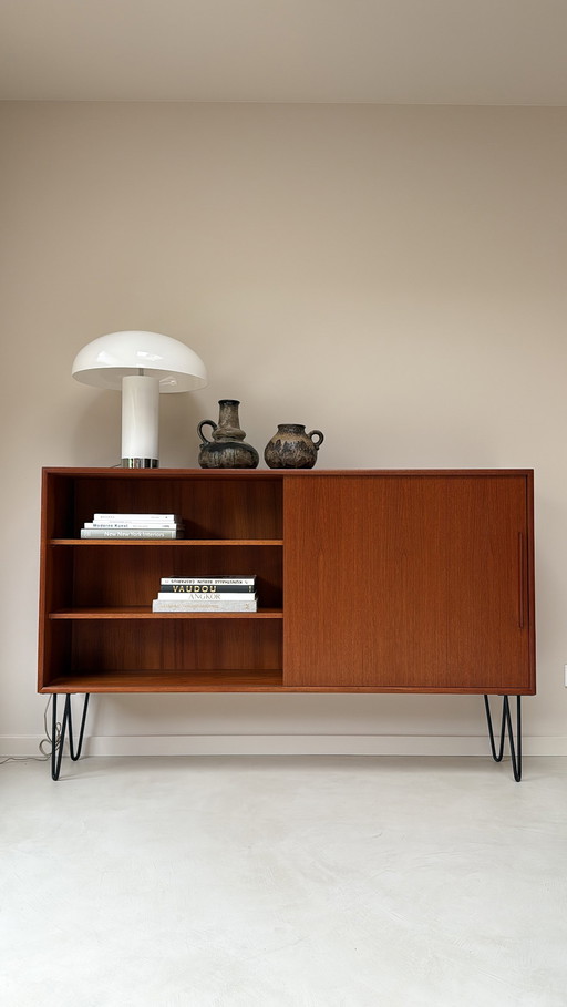 Vintage houten dressoir / kast