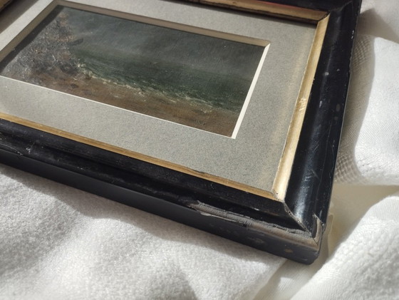 Image 1 of Voilier sous la pluie - Petite marine encadrée.