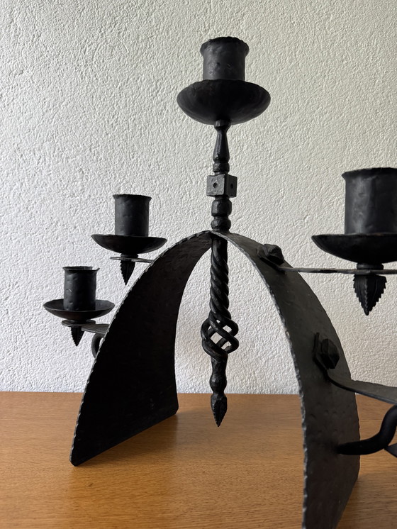 Image 1 of 60's Brutalistische smeedijzeren kandelaar