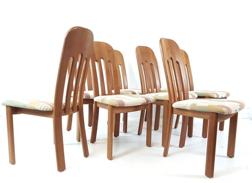 Chaises vintage Ansager Møbler 8 chaises design scandinave en teck