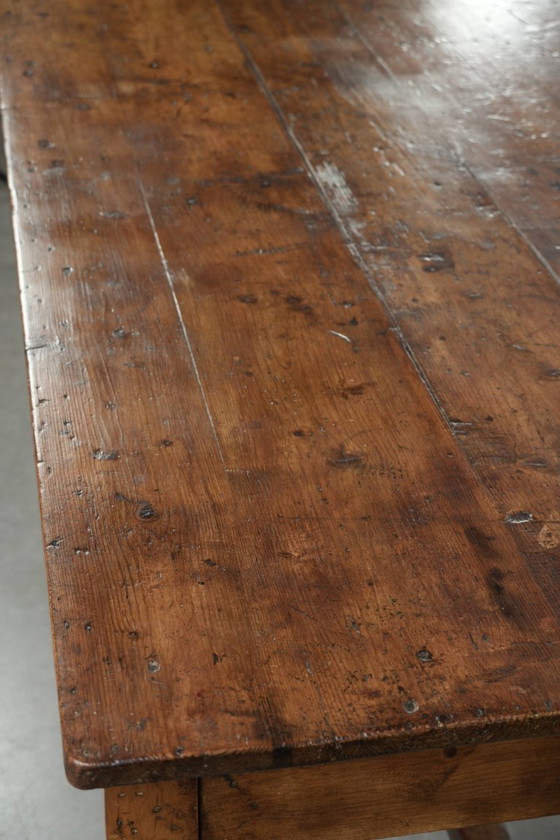 Image 1 of Franse antieke boeren eettafel uit de 19e eeuw van grenenhout