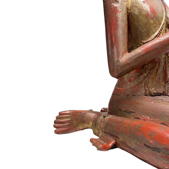 Burmese wooden temple statue of a monk with lacquer and gold leaf – Sculpture, Glass (photo 5 of 19)
