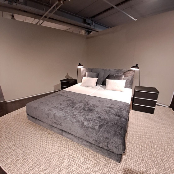 Image 1 of Mesita de noche Nolte Akkeleen con 3 cajones