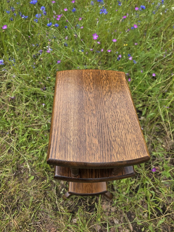 Image 1 of Vintage boeken- en bijzettafel eikenhout