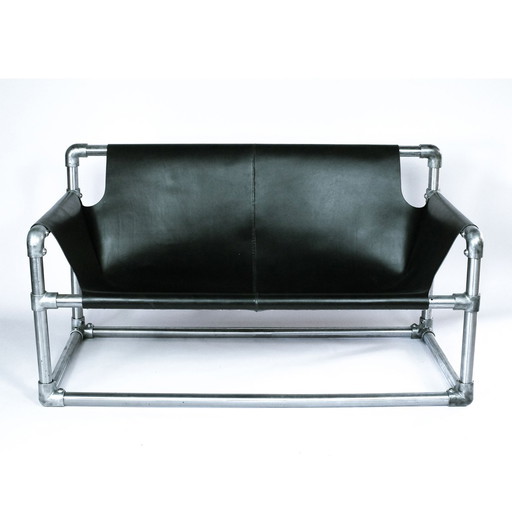 Tension bench from trefoil