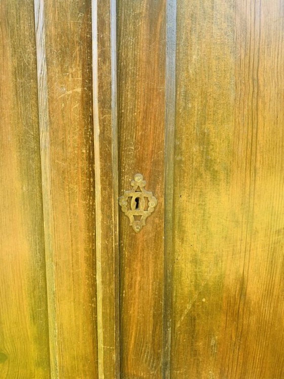 Image 1 of Armoire vintage